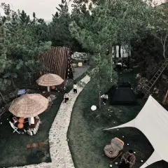 Corner café User Photo