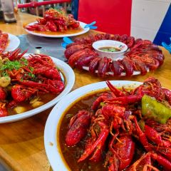 热辣虾煌龙虾·烧烤(金凤凰城店) 여행 사진