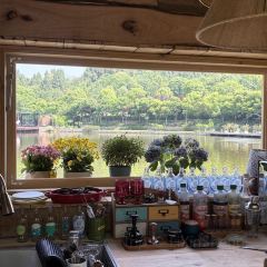 南泊湾红房子生态庄园(二环路店) User Photo