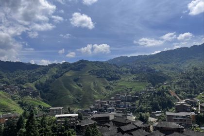 黄洛长发村饭店