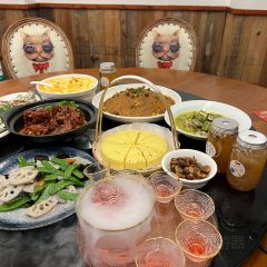 钱雨曼·怀旧餐厅(西塘店) User Photo