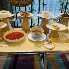 Howard Johnson Golden Land Hotel Chinese Restaurant User Photo