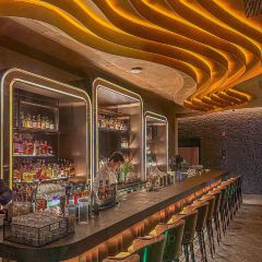 DEW Lounge User Photo