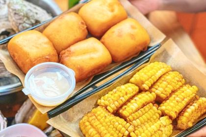 開蠔屋·生蠔海鮮燒烤（麥地店）