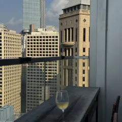 Neighborhood 여행 사진