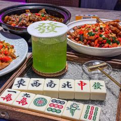 清晨落夜小酒馆 User Photo