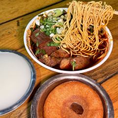 邓家牛腩面 User Photo