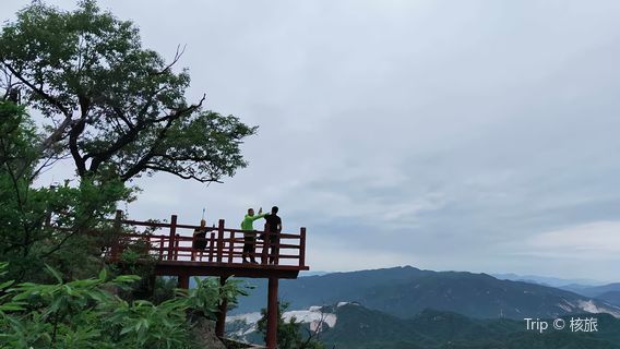 zhong yuan er long shan feng jing qu - guan jing tai