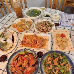 老船夫海鲜馆·本地人肯定·现捞鲜活海鲜(银滩店) User Photo
