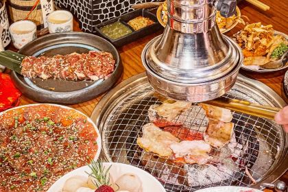 肉倉焼肉バー(勺园里店)