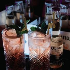 NEON DANCE User Photo