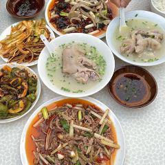玲玲餐馆(人和街店) 여행 사진