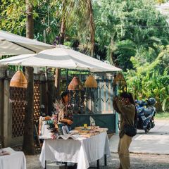 BROWN Coffee and Bakery User Photo