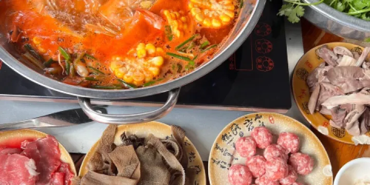 施秉軍勇牛肉館