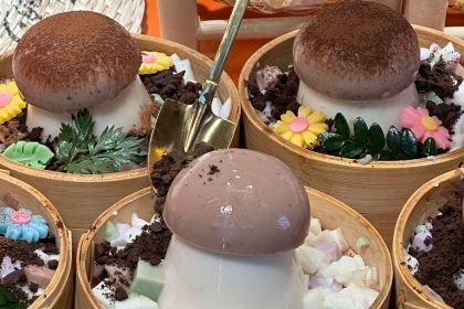 虾总管鸭虾锅大王(二仙居直营店)