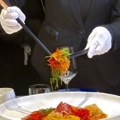 一品红养生汤煲(融汇温泉店) User Photo