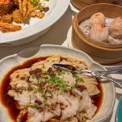 一品鲜鱼锅贴(人民一路店) User Photo