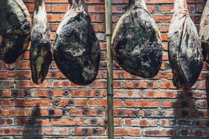 毛奎老豬腳火鍋