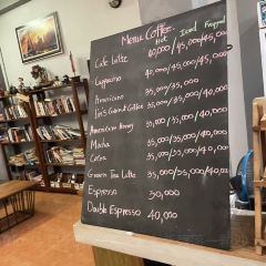 Lin's Cafe User Photo