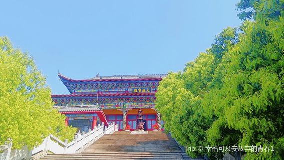 Long Mountain Temple