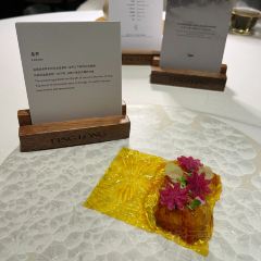 LING LONG User Photo