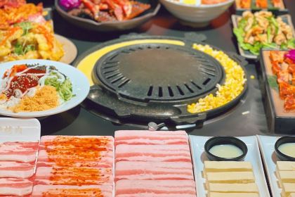 金炉馕坑烤肉(富园天郡店)