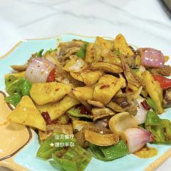 阿谷朵格瓦奇 User Photo