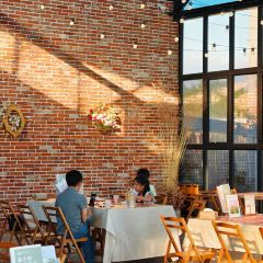 蔓于野花园餐厅(芦草沟晃晃村店) User Photo
