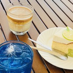 月亮与六便士Cake·Coffee·Meal(大兜路店) User Photo