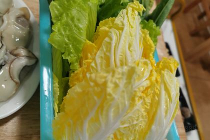 荣记生蚝鸡煲(吴川分店)