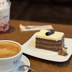 Brown Coffee and Bakery User Photo