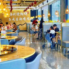 YU YAN LOU User Photo