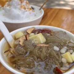 YUE BAI HAI 여행 사진