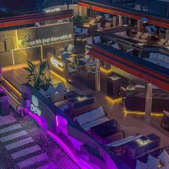 DEW Lounge User Photo