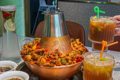 老佛爷正宗铜炉蛙锅(东二环泰禾广场店)