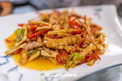 Huating Yi Hui Style Restaurant