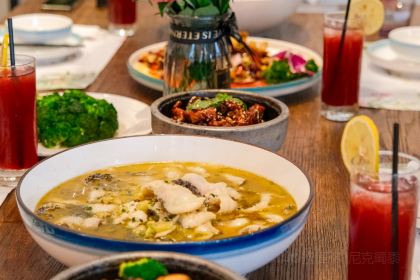 Yin ZheiLi ChengShi KeTing