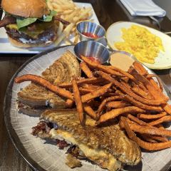 The Walrus and the Carpenter User Photo