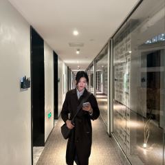 Golden Fish Sky Bar User Photo