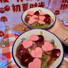 鸣记脆皮烤鱼(杉杉奥莱 观海店) User Photo
