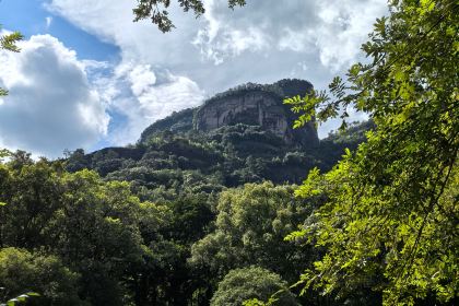 武夷山麦当劳仙凡界路得来速餐厅