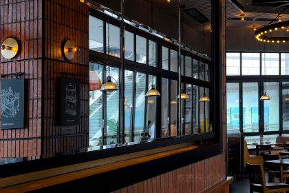 COMMUNE幻师(泰禾广场店)