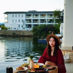 留白LIUBAI·菡萏驿海景度假酒店·留白Villa·菡萏驿海景餐厅(双廊店) User Photo