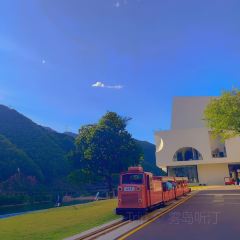 那云温泉度假村悬崖上的天空之城·火锅西餐厅 User Photo