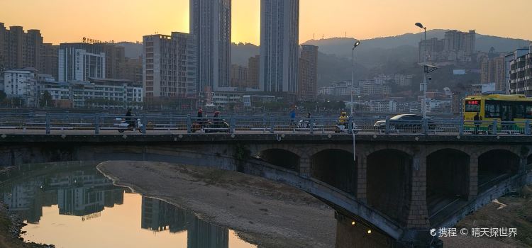 南街大排档(南北大街店)