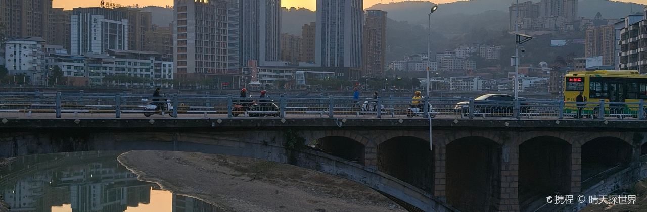 南街大排档(南北大街店)