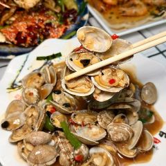 老船夫海鲜馆·本地人肯定·现捞鲜活海鲜(银滩店) User Photo