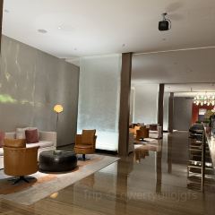 The Grand House Bar User Photo