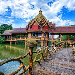 明记烧肉米线烧肉卷粉(中心小学店) User Photo