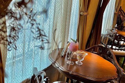 ECHO Bar&Designers Boutique